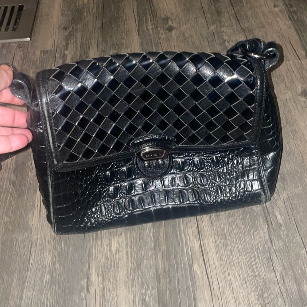 BRAHMIN Black Croc Embossed / Woven Leather Shoulder Bag - Picture 2 of 11